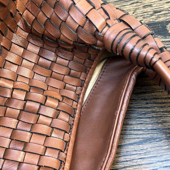 NWT Woven leather shoulder/hobo bag - Picture 5 of 16